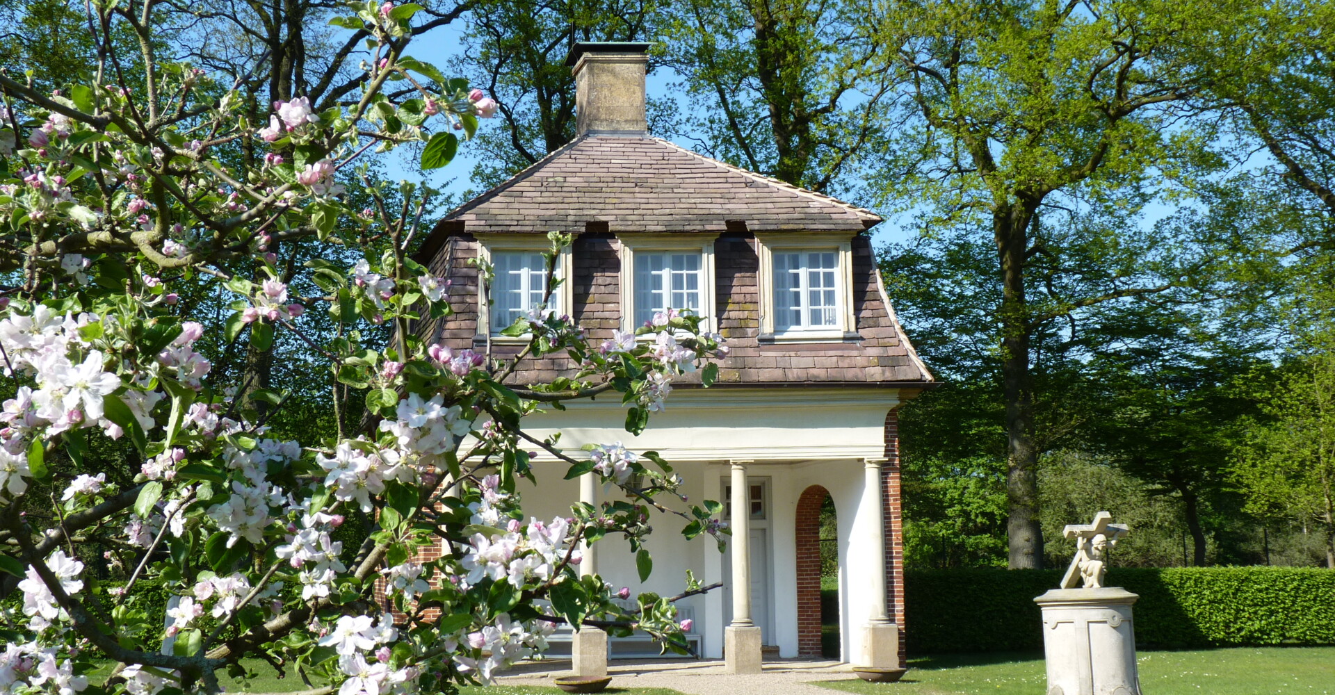 Gloriette im Klostergarten